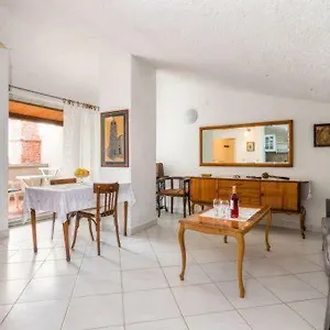 Turk Apartment